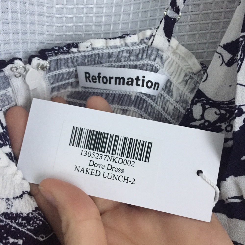 [ SOLD ! ] Reformation Dove Dress in Naked Lunch - Picture 4 of 4